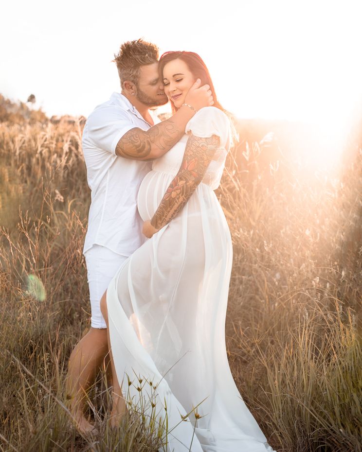 Maternity pregnancy photographer photography bump Brisbane Ipswich motherhood photos boho outdoor long grass open field