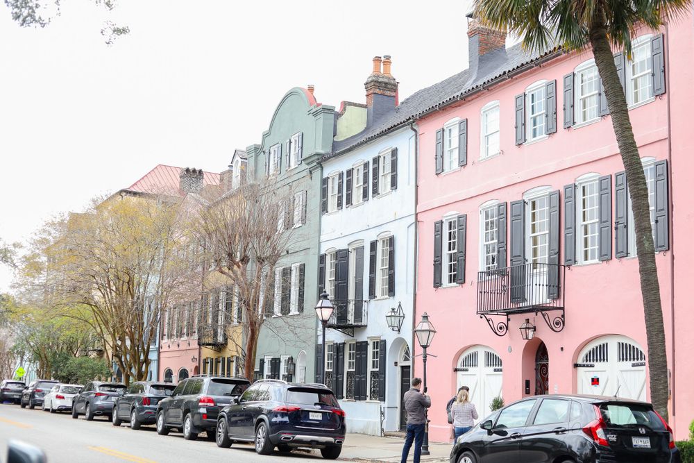 Rainbow Row Charleston SC colorful buildings