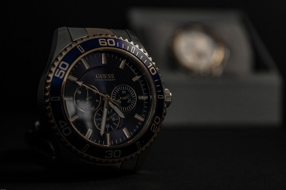 GUESS WATCH