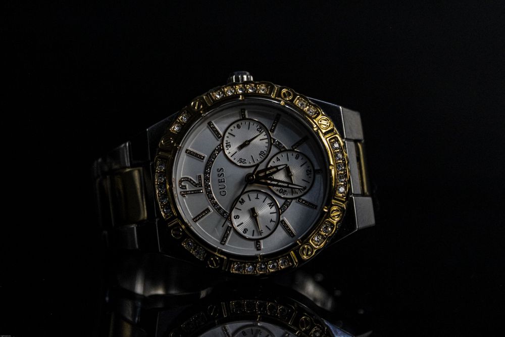 guess watch lady watch