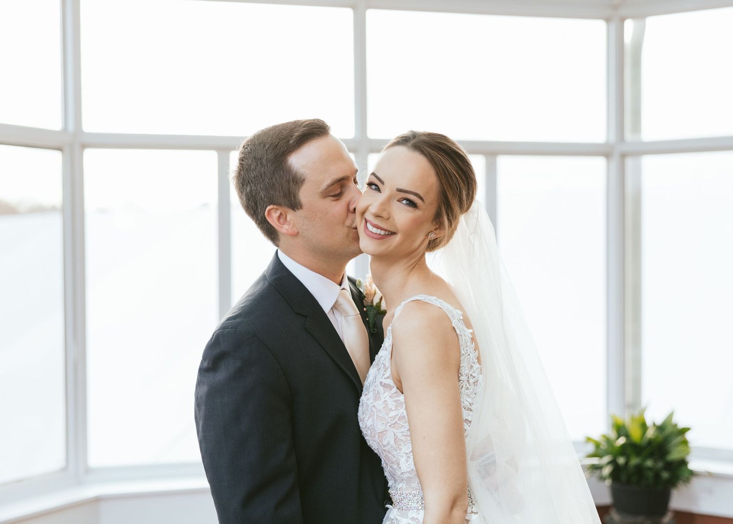 Richmond Virginia Best Wedding Photographers Dover Hall Bride bridal Paper Gold Emily Butz MPhoto
