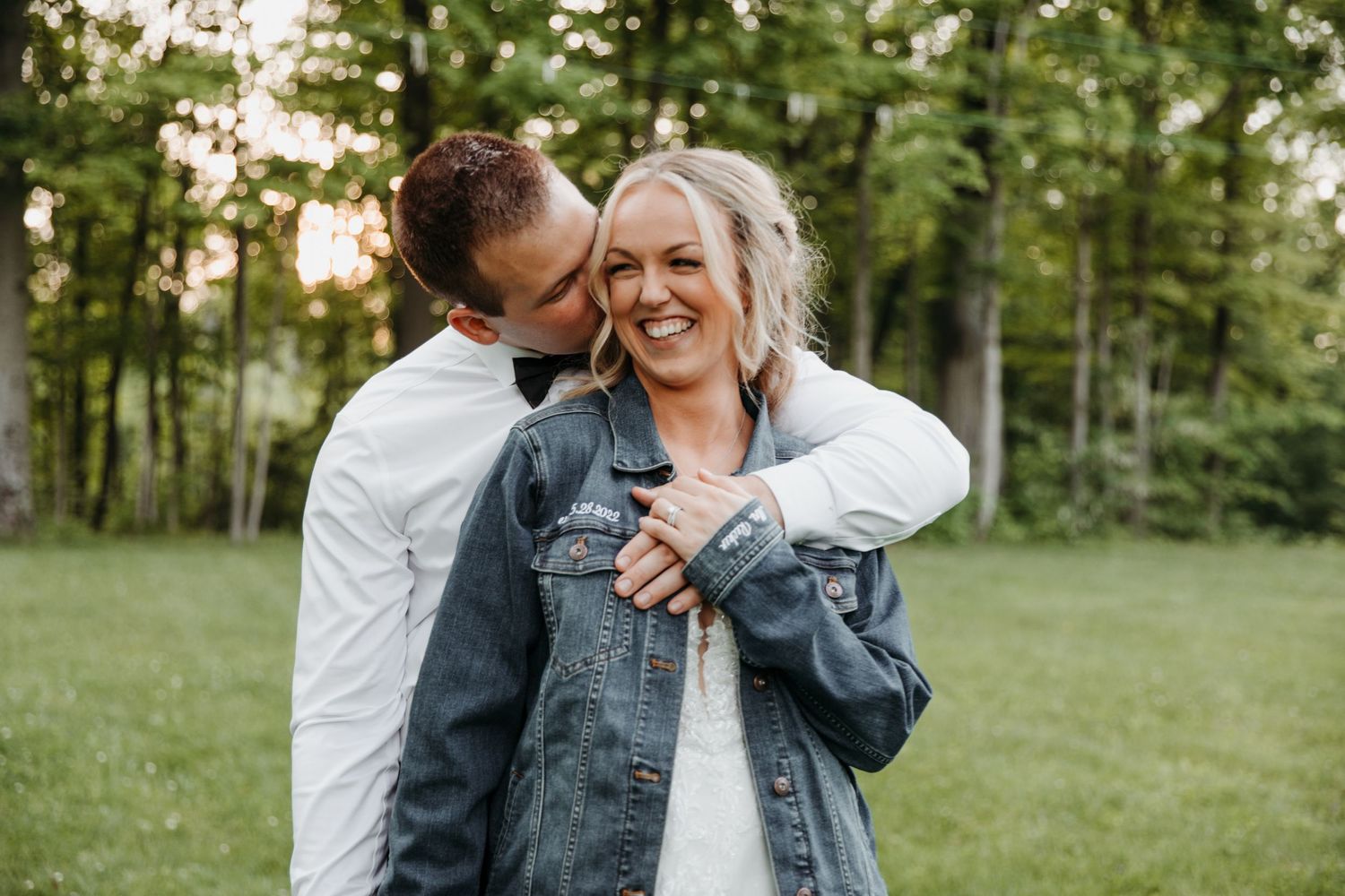 Ohio Photographer, Ohio Wedding, Wedding Photos, Bride and Groom Photos, Meadowbrook Park, Wedding Portraits,
