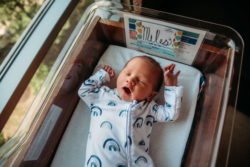 Ashley Dawn Photography Fresh 48 hospital newborn photographer St. Louis MO St. Charles MO