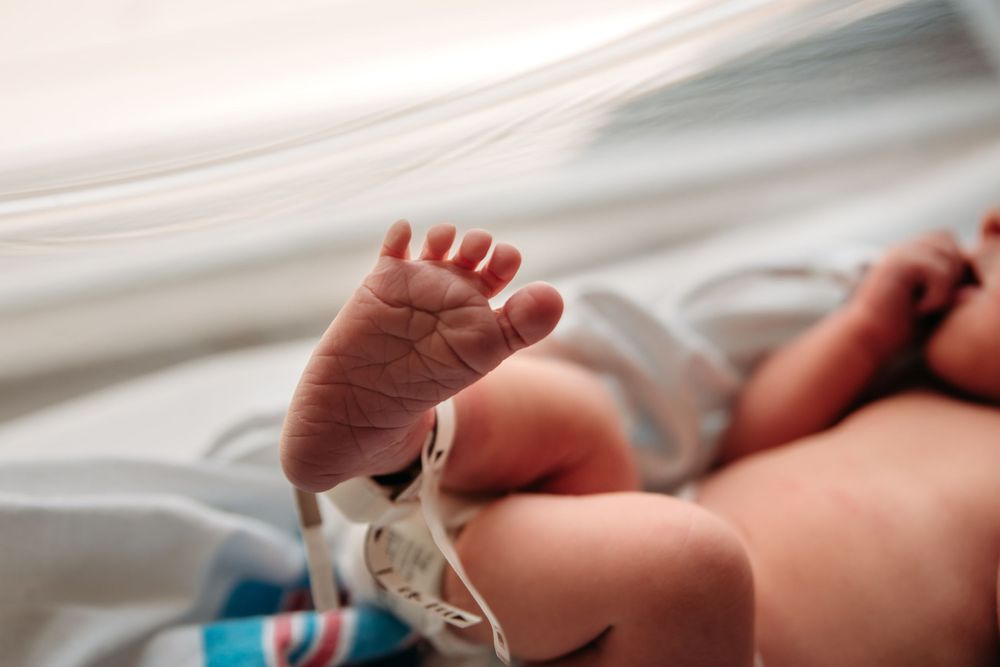 Ashley Dawn Photography Fresh 48 hospital newborn photographer St. Louis MO St. Charles MO