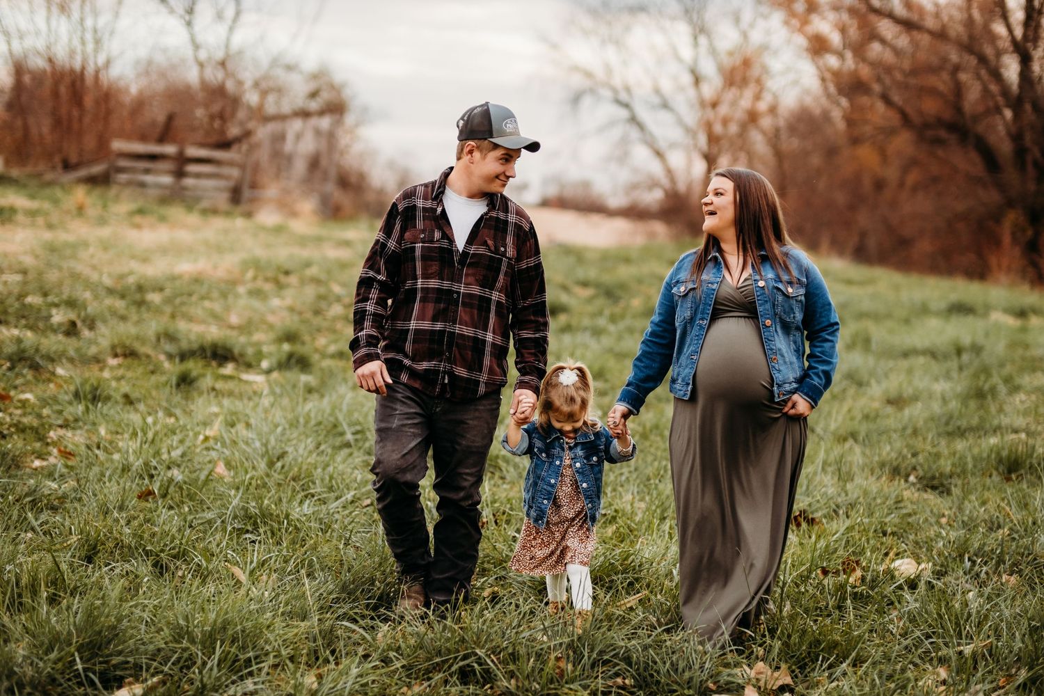 Family photographer in St. Joseph, Missouri