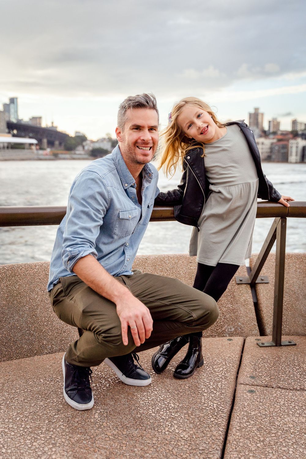 Father and daughter with the harbour bridge in the background photoshoot
