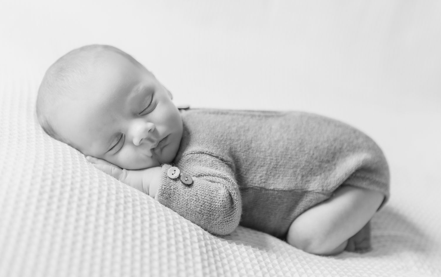 Testimonial image - newborn photography