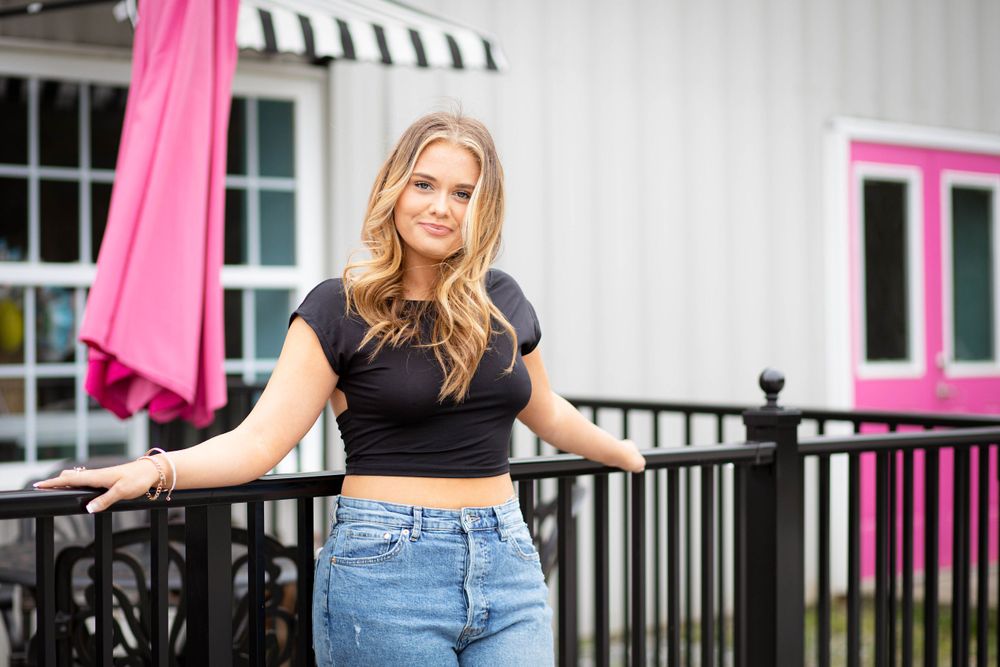 photoshoot at cupacke cuties by victoria leigh photography