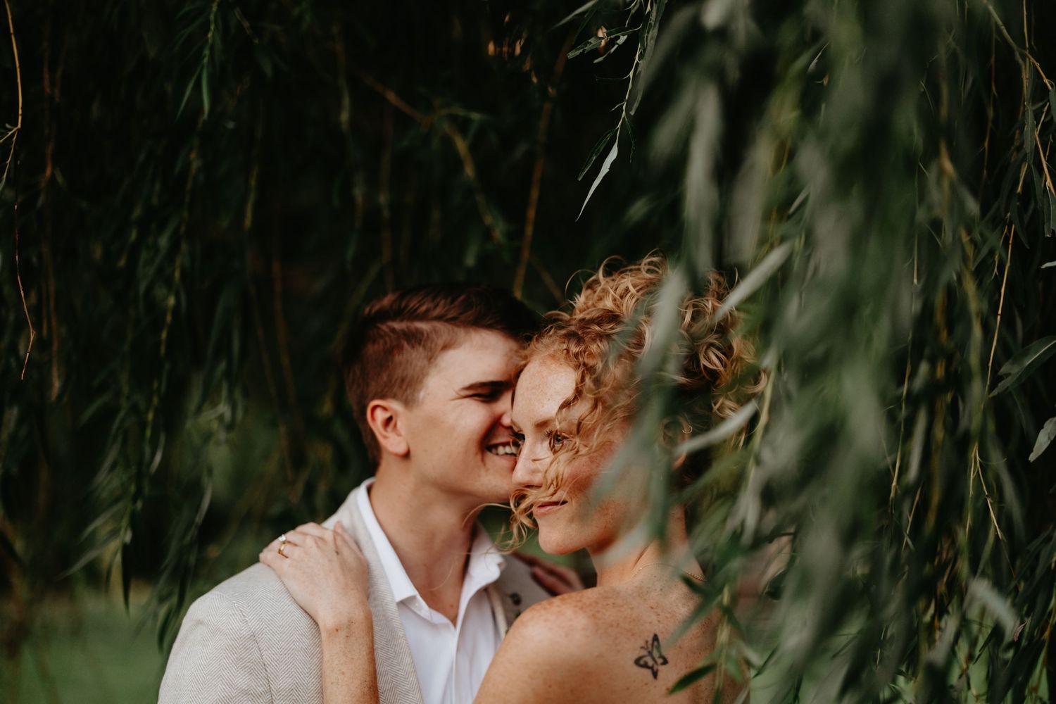 wedding photographer, couples photographer, elopement photos, bride and groom photos,