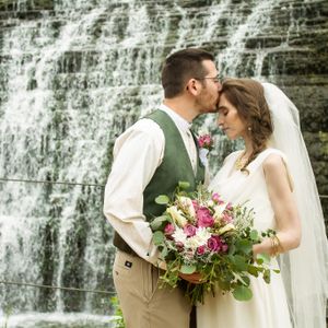 wedding, Galena Illinois, waterfall