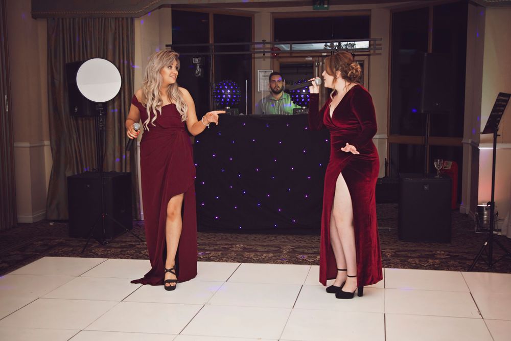 Photo of entertainers at a Shendish Manor event