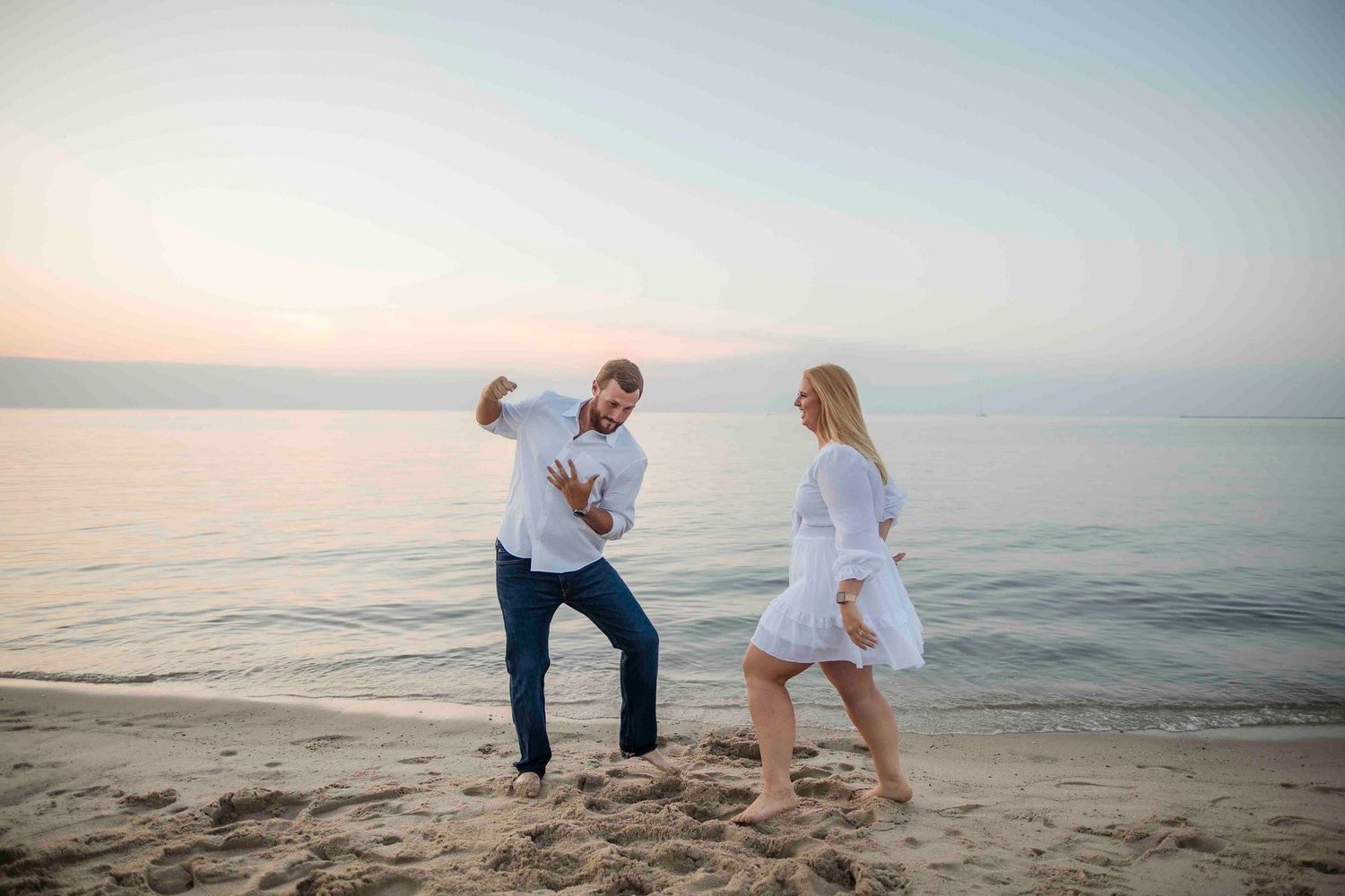 Zach hilariously coaching his bride through a dip pose