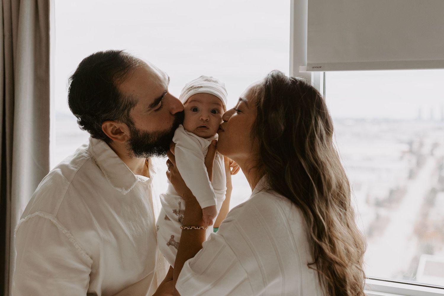 family / newborn home photography session in toronto vaughan canada
