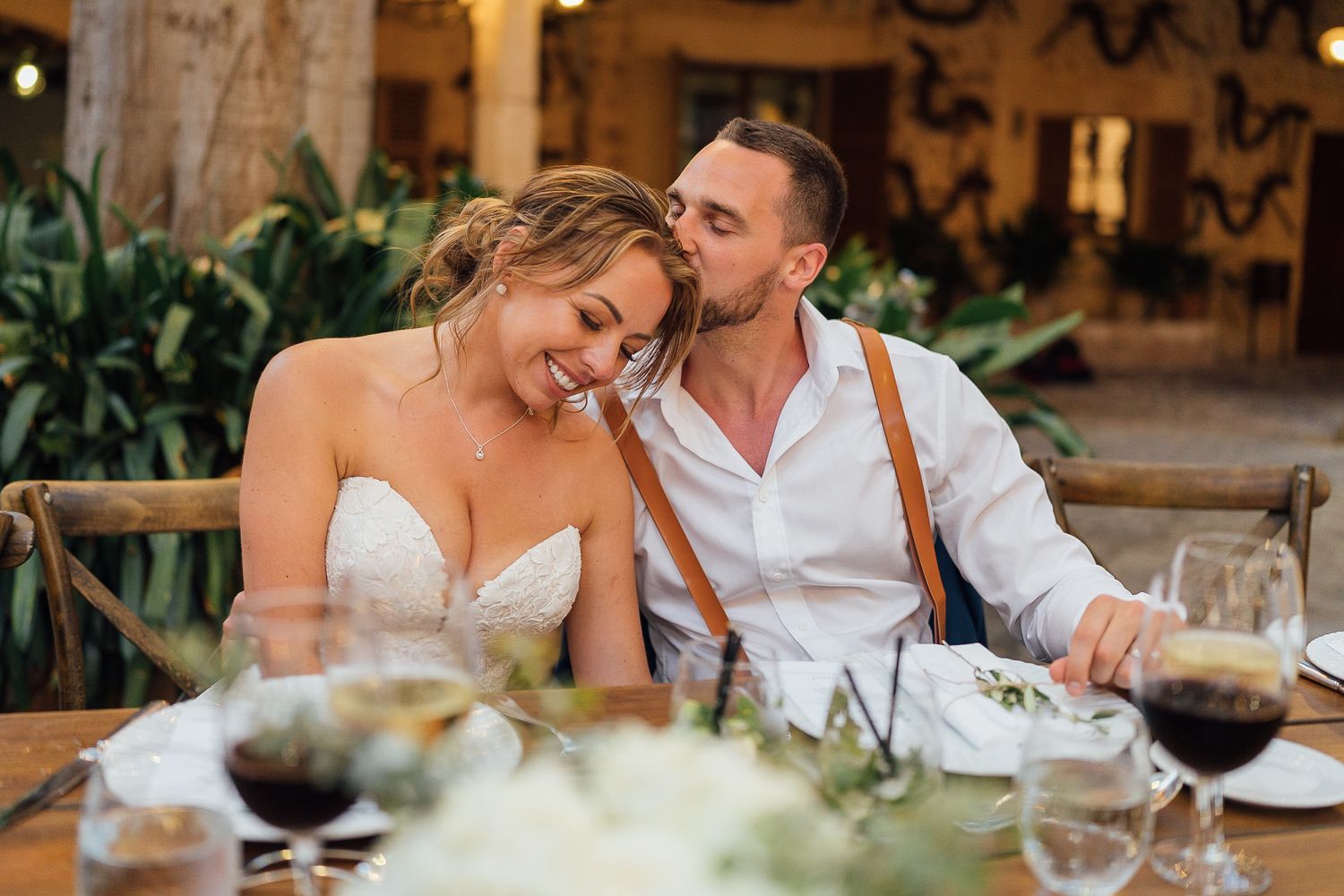 Mediterranean wedding in Mallorca, destination wedding photographer, dinner