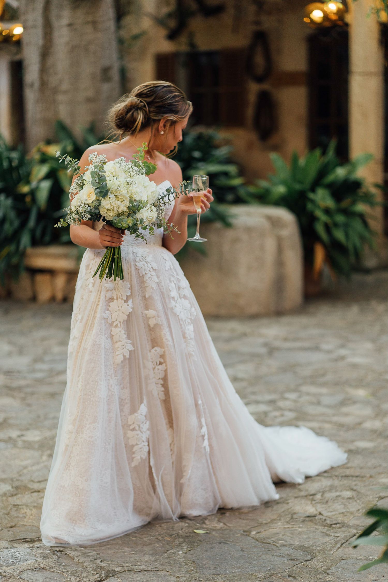 Mediterranean wedding in Mallorca, destination wedding photographer
