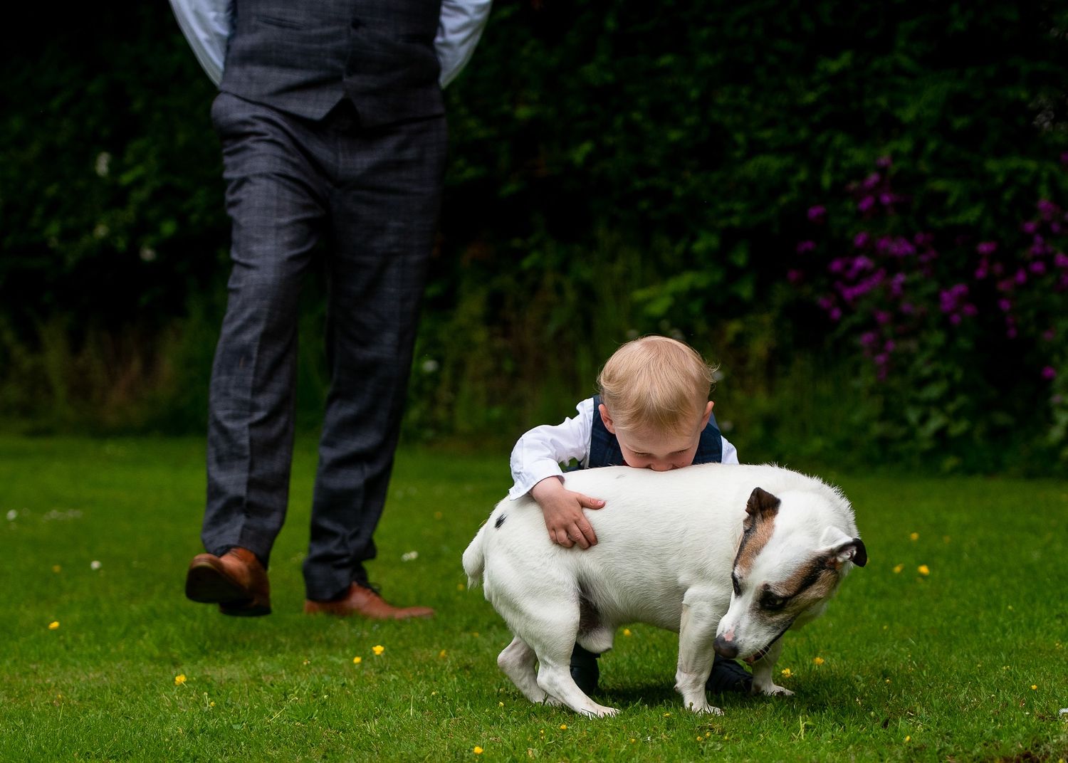 Oonagh Casey Photography Unposed Naural Candid Relaxed Stressfree Wedding Photograper Ireland Longford Roscommon Donegal