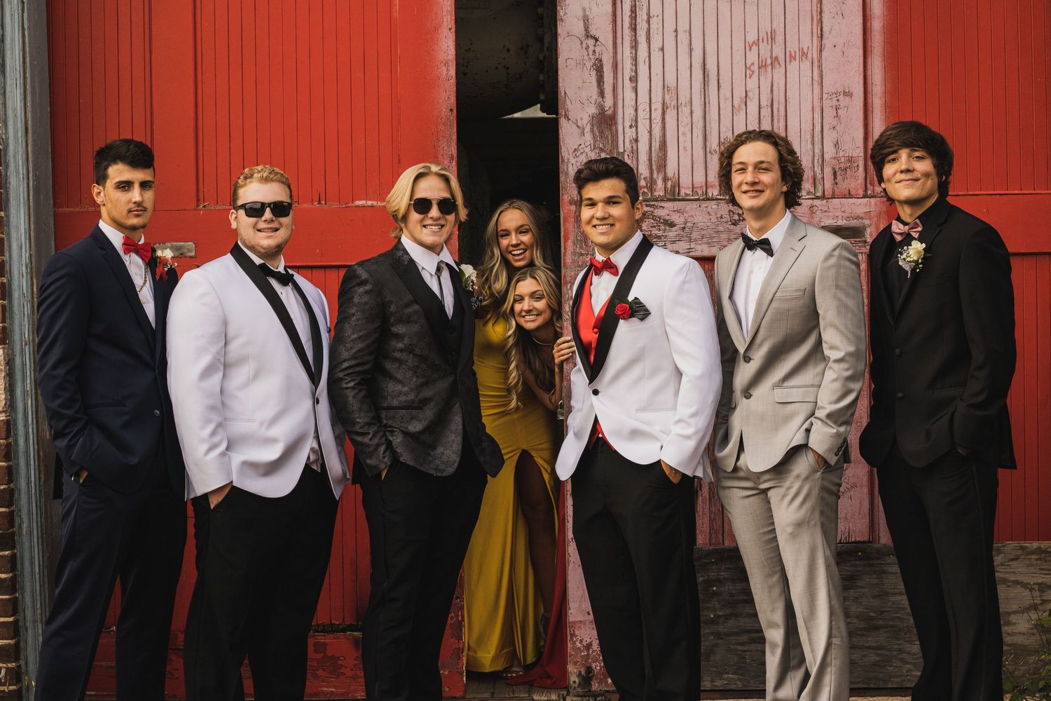 LEXINGTON PROM AND HOMECOMING PHOTOGRAPHER MASON JAR PHOTOGRAPHY