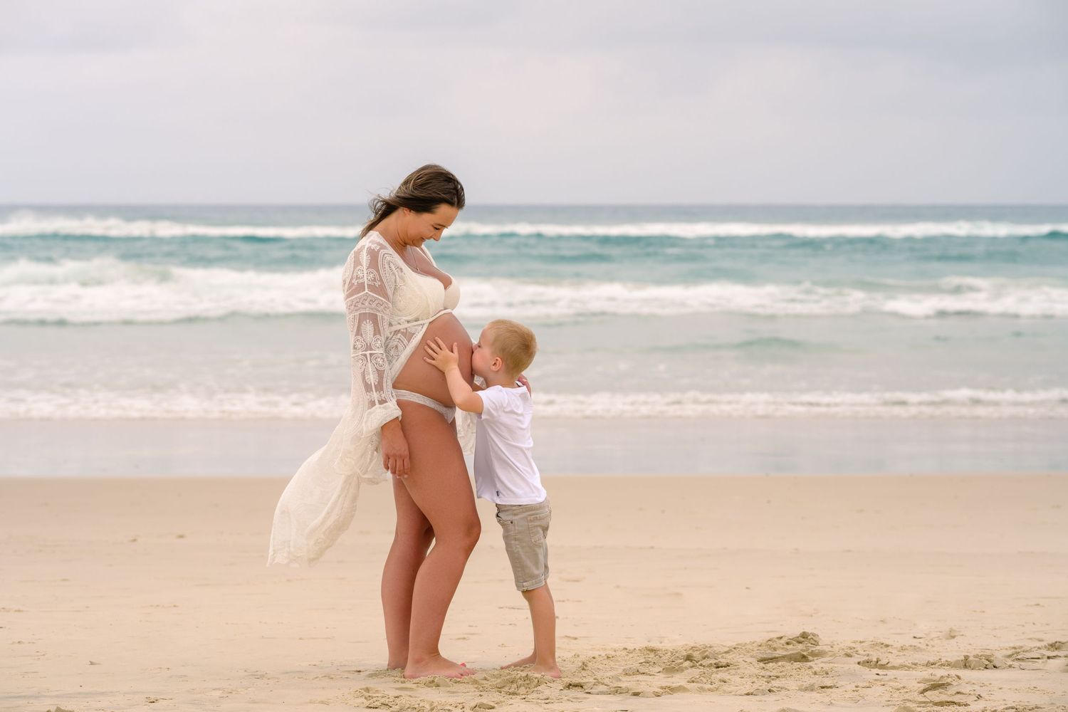 Beach maternity photos Brisbane