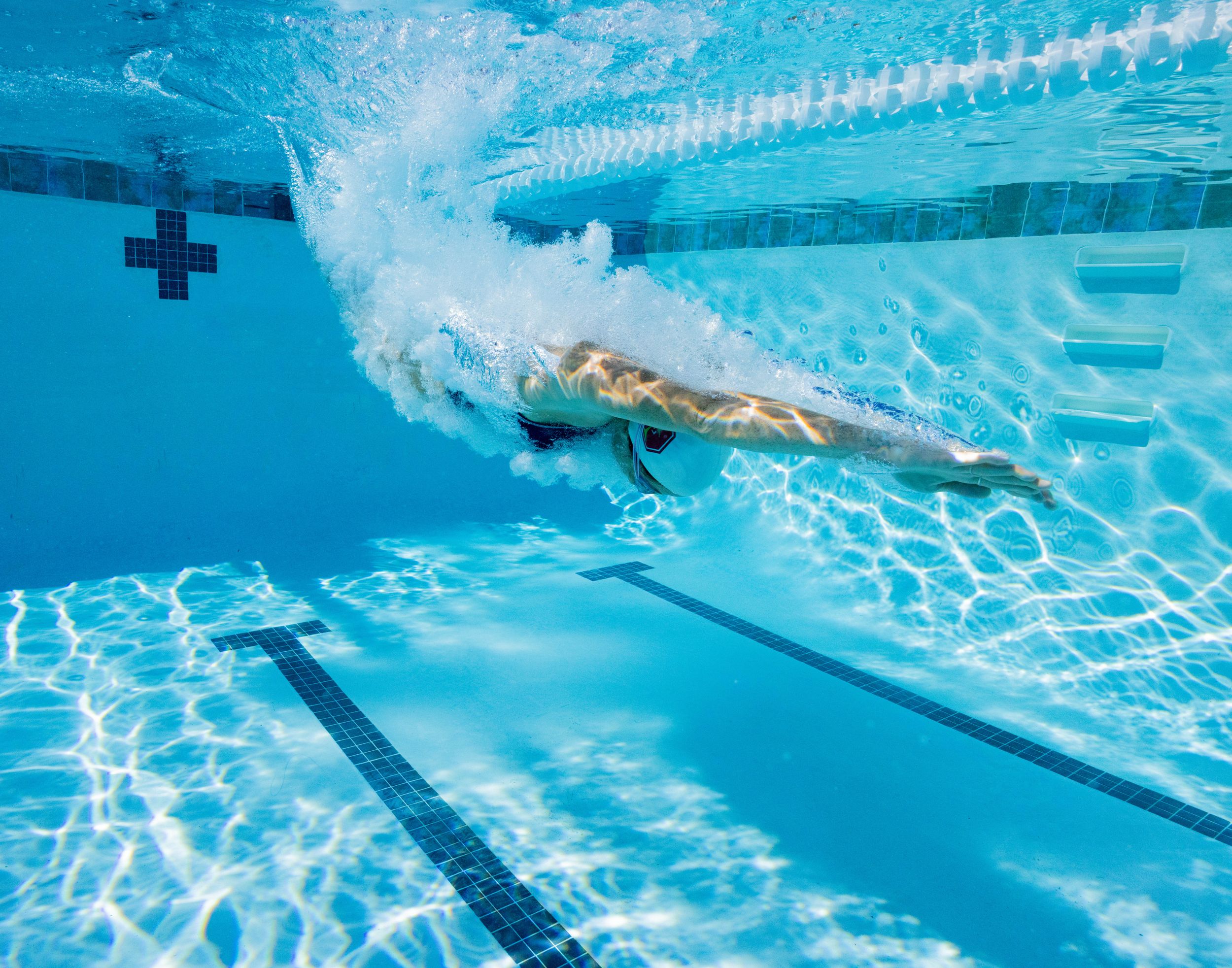 Diving underwater photo