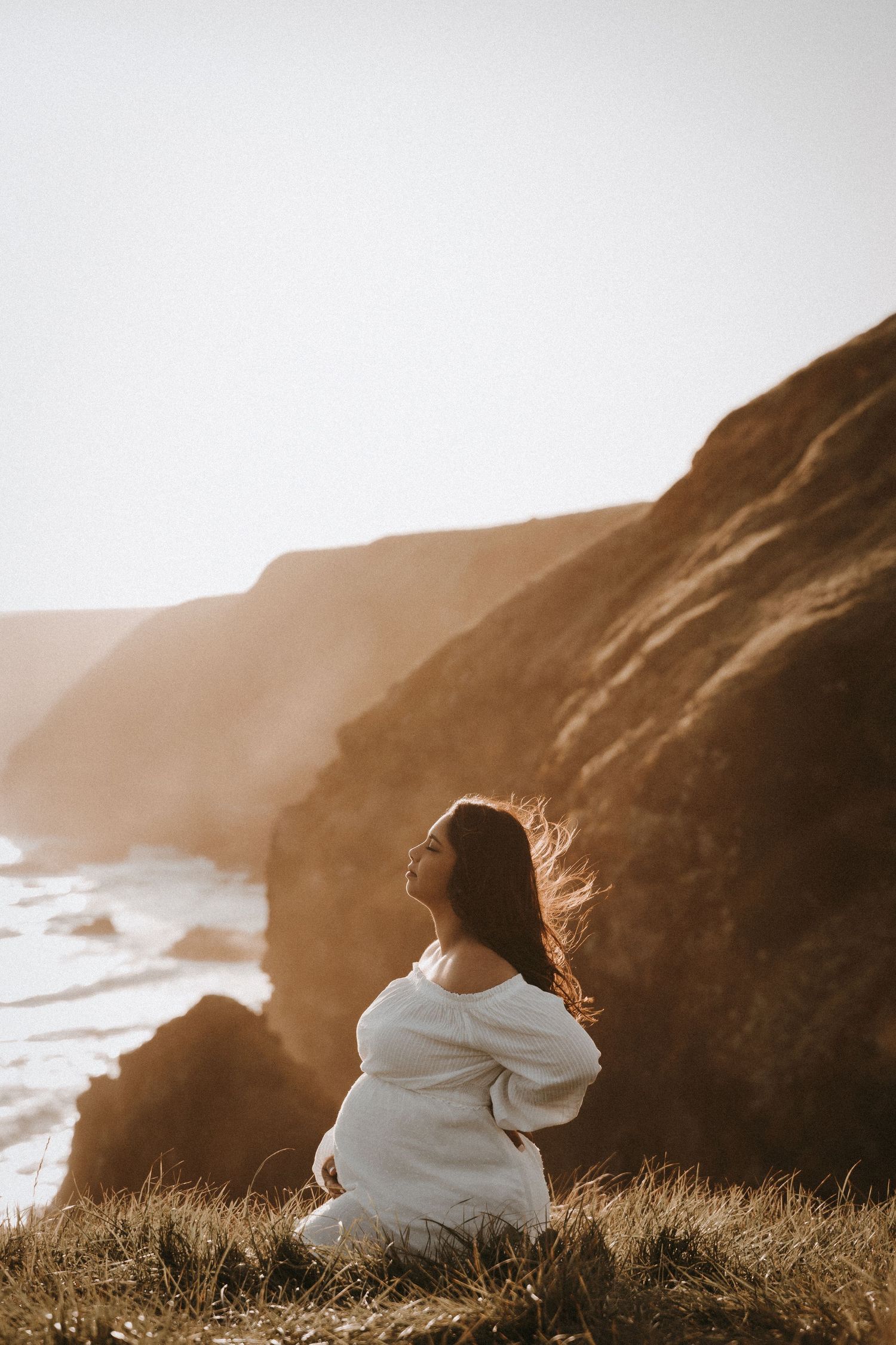 Outdoor Maternity Sunset session in Mornington Peninsula