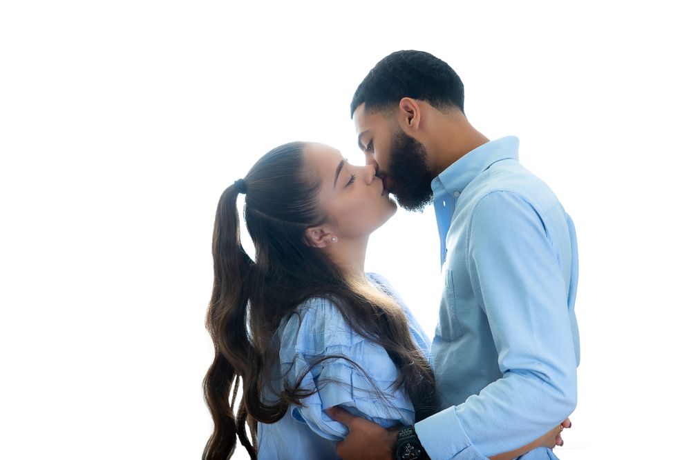 kiss the girl