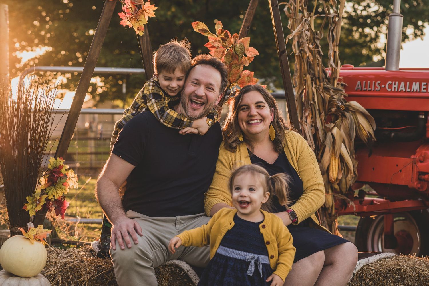 Fall Farm Family Allis Chalmers Tractor Photo Mini Session Kaneville