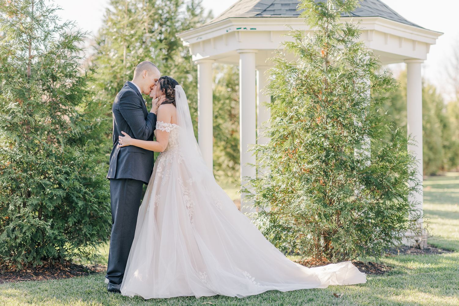 SWEENEY BARN VIRGINIA WEDDING PICTURES