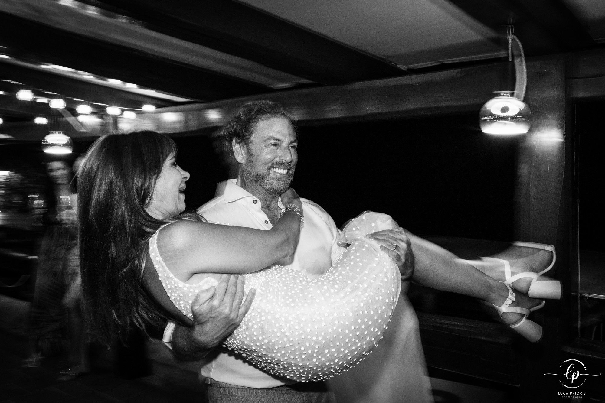 balli durante il ricevimento di matrimonio