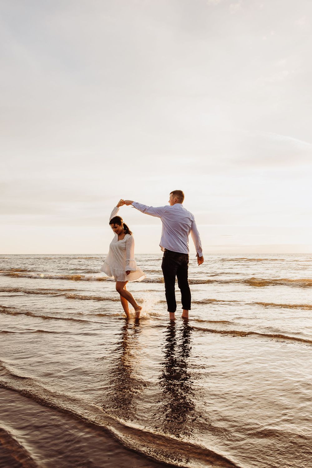 beach engagement photography session in Pembrokeshire