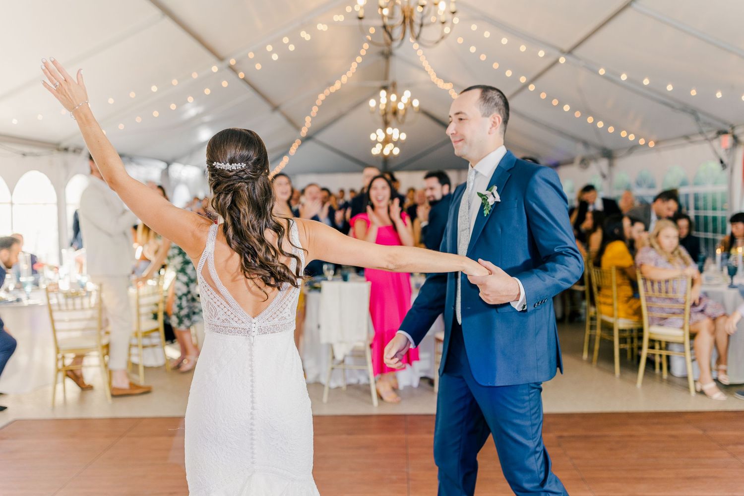RUST MANOR HOUSE LEESBURG VIRGINIA WEDDING PICTURES RECEPTION