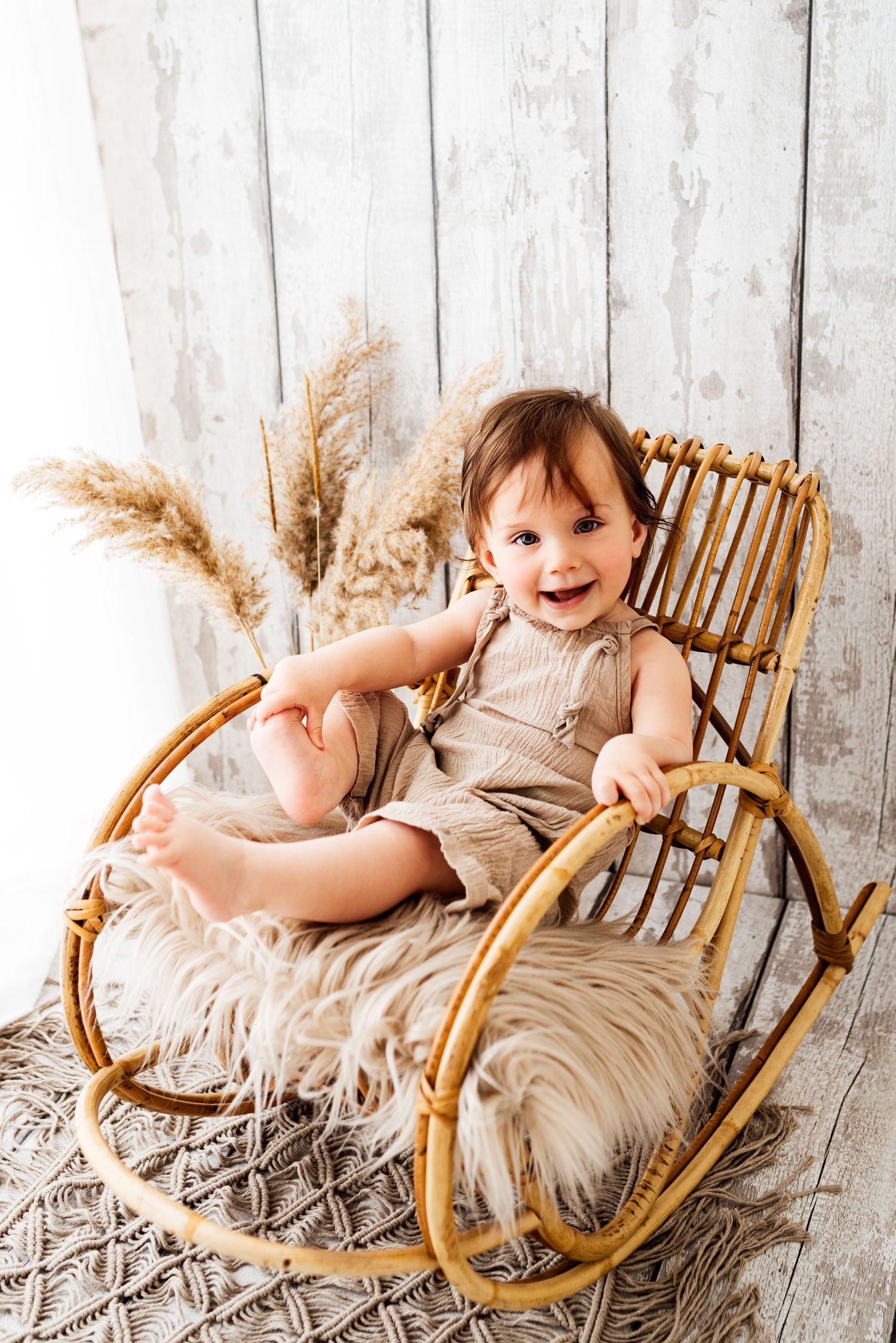 baby photos sitter session boho rocking chair