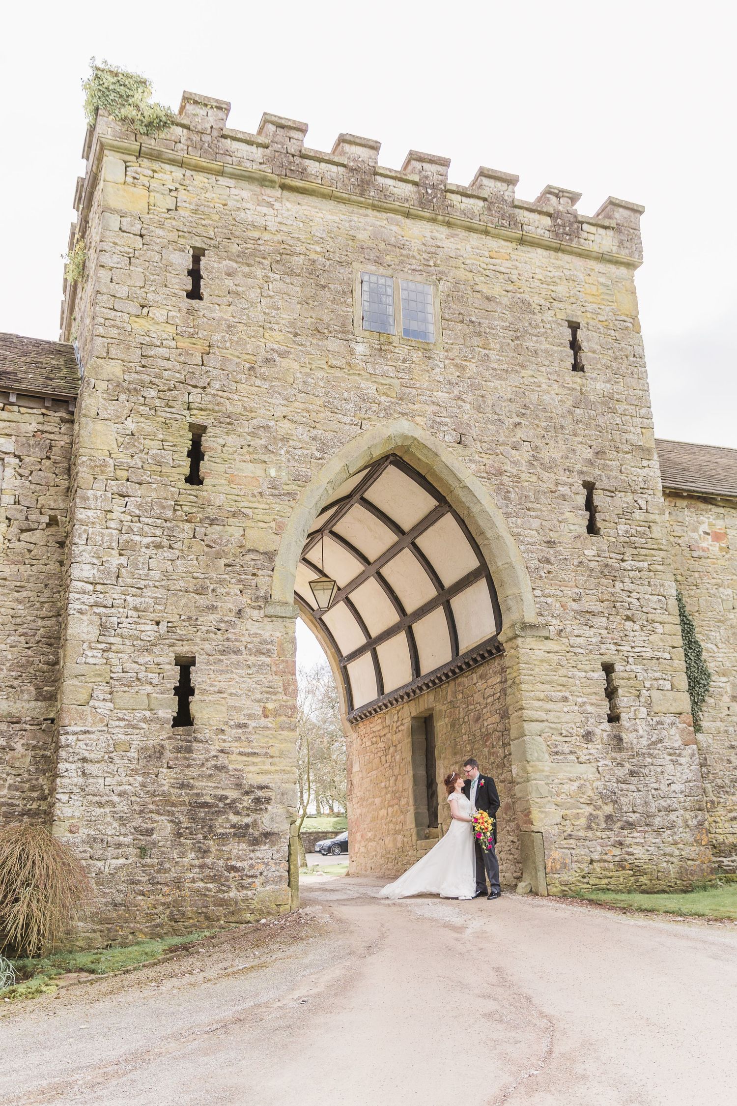 Hayley Elizabeth photography wedding photography clearwell castle Monmouthshire Gloucestershire