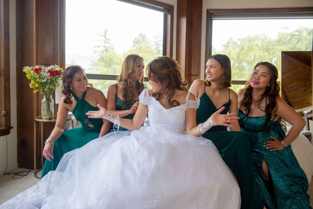 Ojai Valley Inn California Wedding, Women in wedding dress, Ojai Wedding, Ventura wedding, bridal shoot, bridesmaids