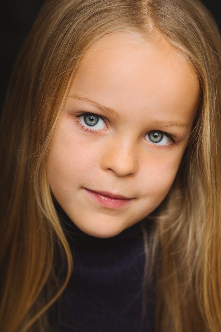 dramatic headshot cinematic portrait photography crewe cheshire