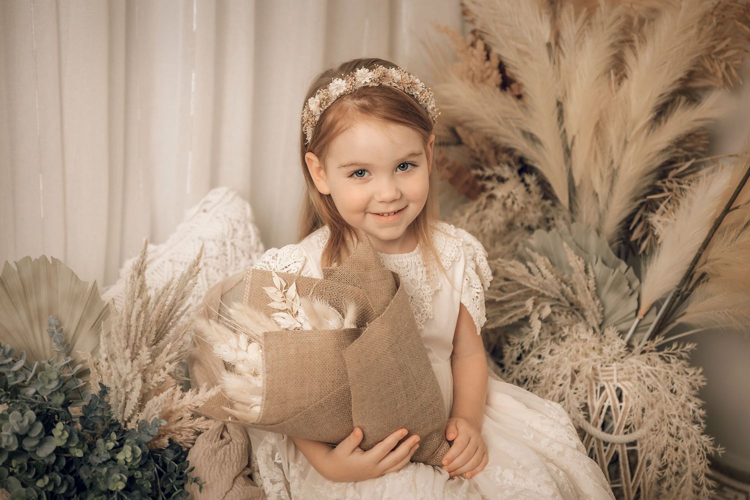 Professional Children's Portrait photographer. Townsville, QLD, Australia