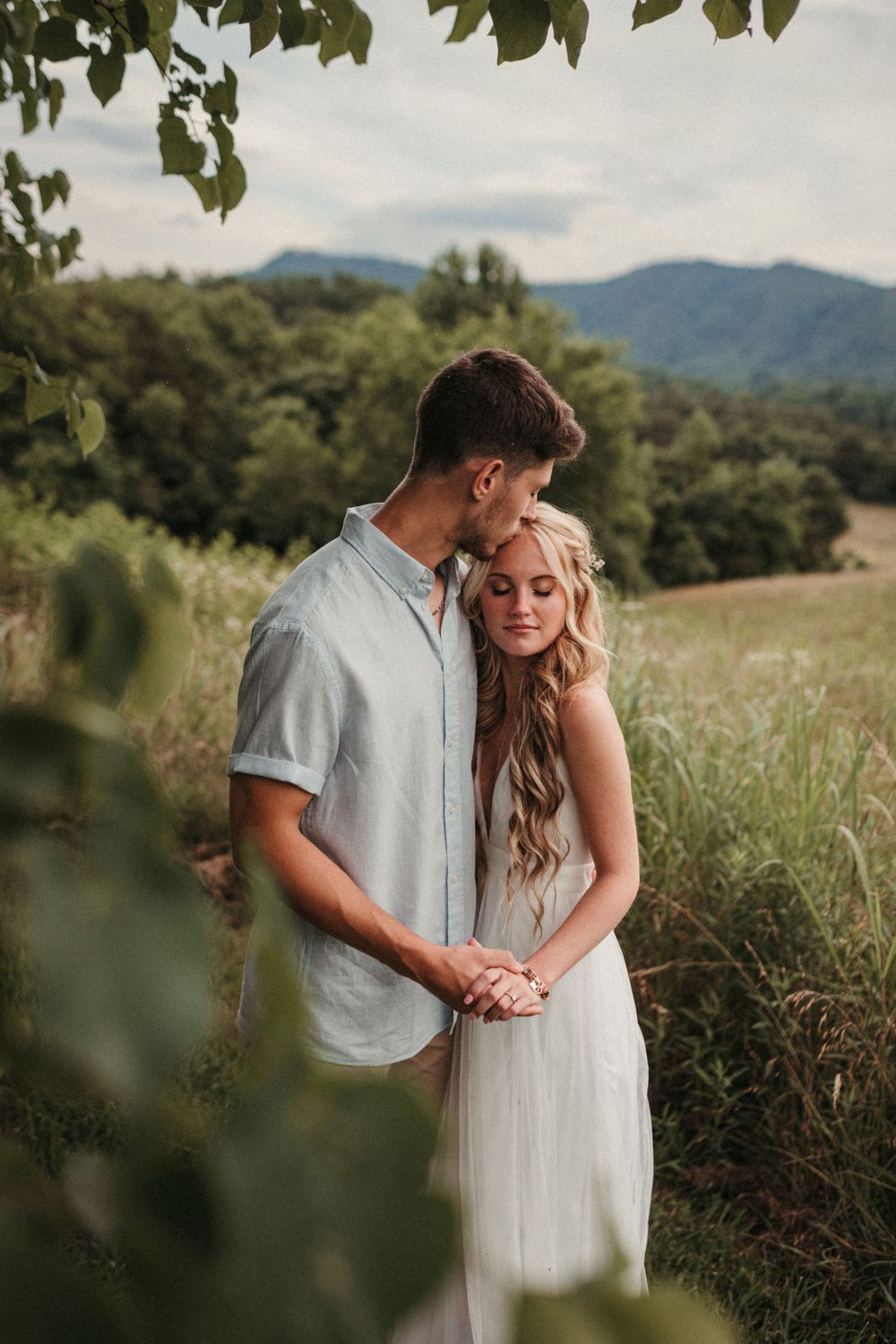 Tennessee engagement photos in the Smokey Mountains