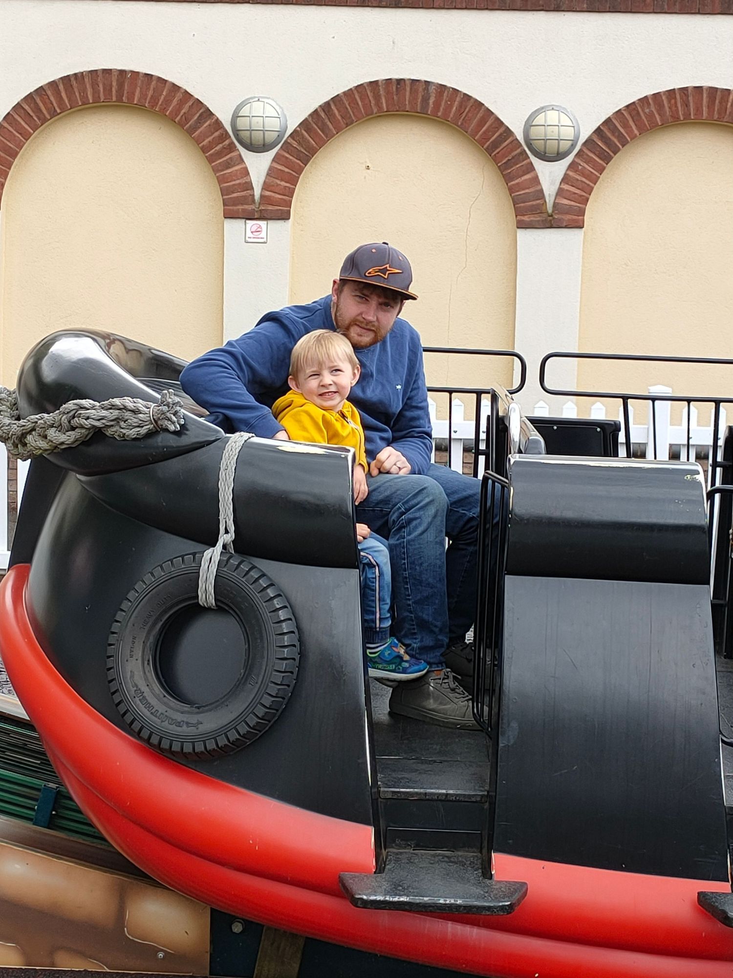 Thomas Land