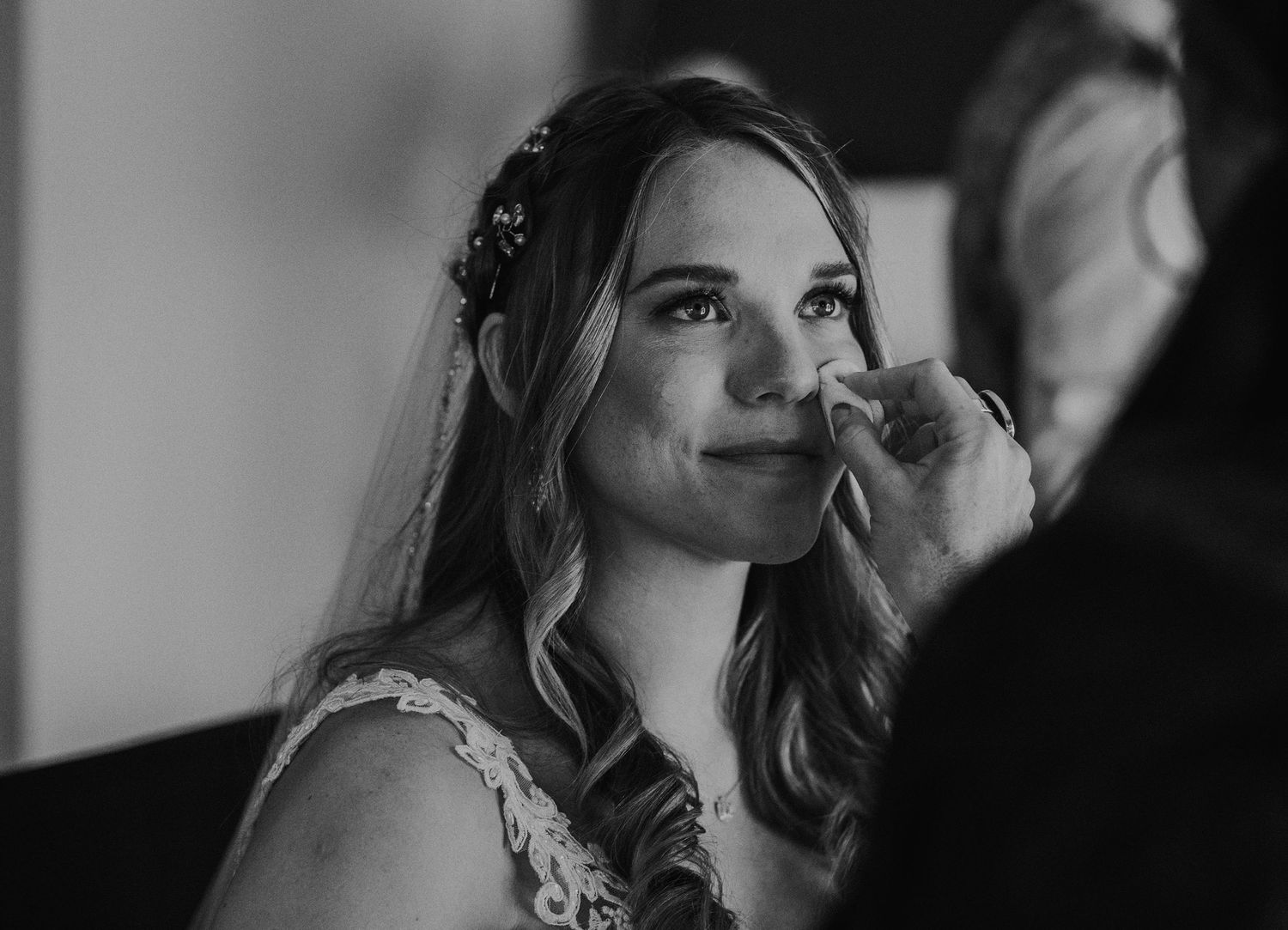E Noelle Photography in-home wedding in Hidden Hills Los Angeles, bride candid getting ready