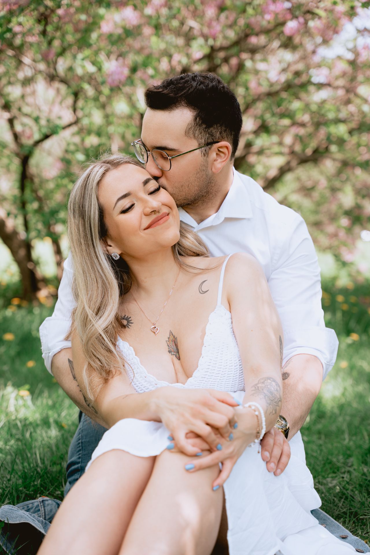 Séance photo de couple au printemps à Montréal