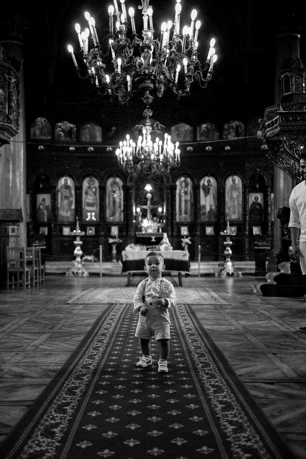 професионално фотозаснемане на сватбен църковен ритуал от професионален сватбен фотограф в град софия