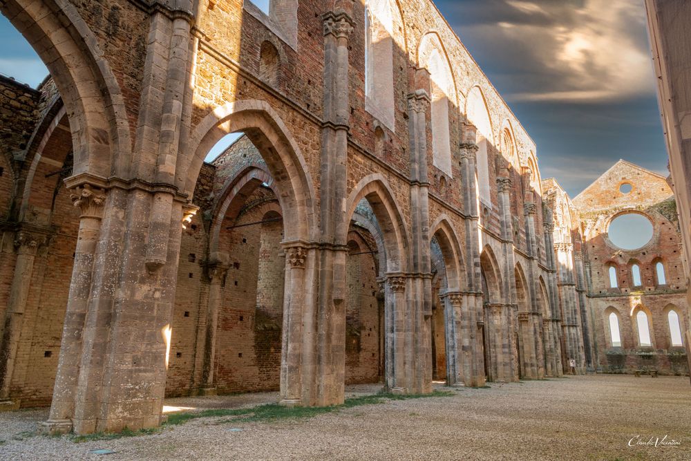 San Galgano Abbey (Tuscany) © Claudio Vicentini Photographer