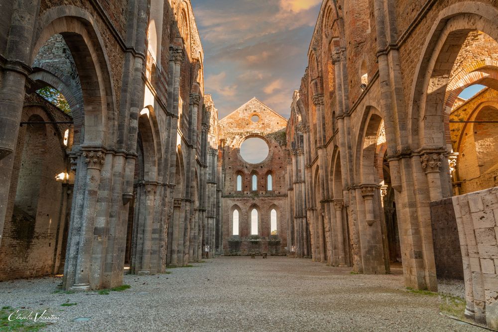 San Galgano Abbey (Tuscany) © Claudio Vicentini Photographer