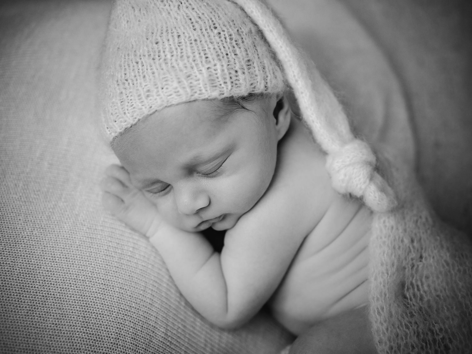 Newborn photo sleeping
