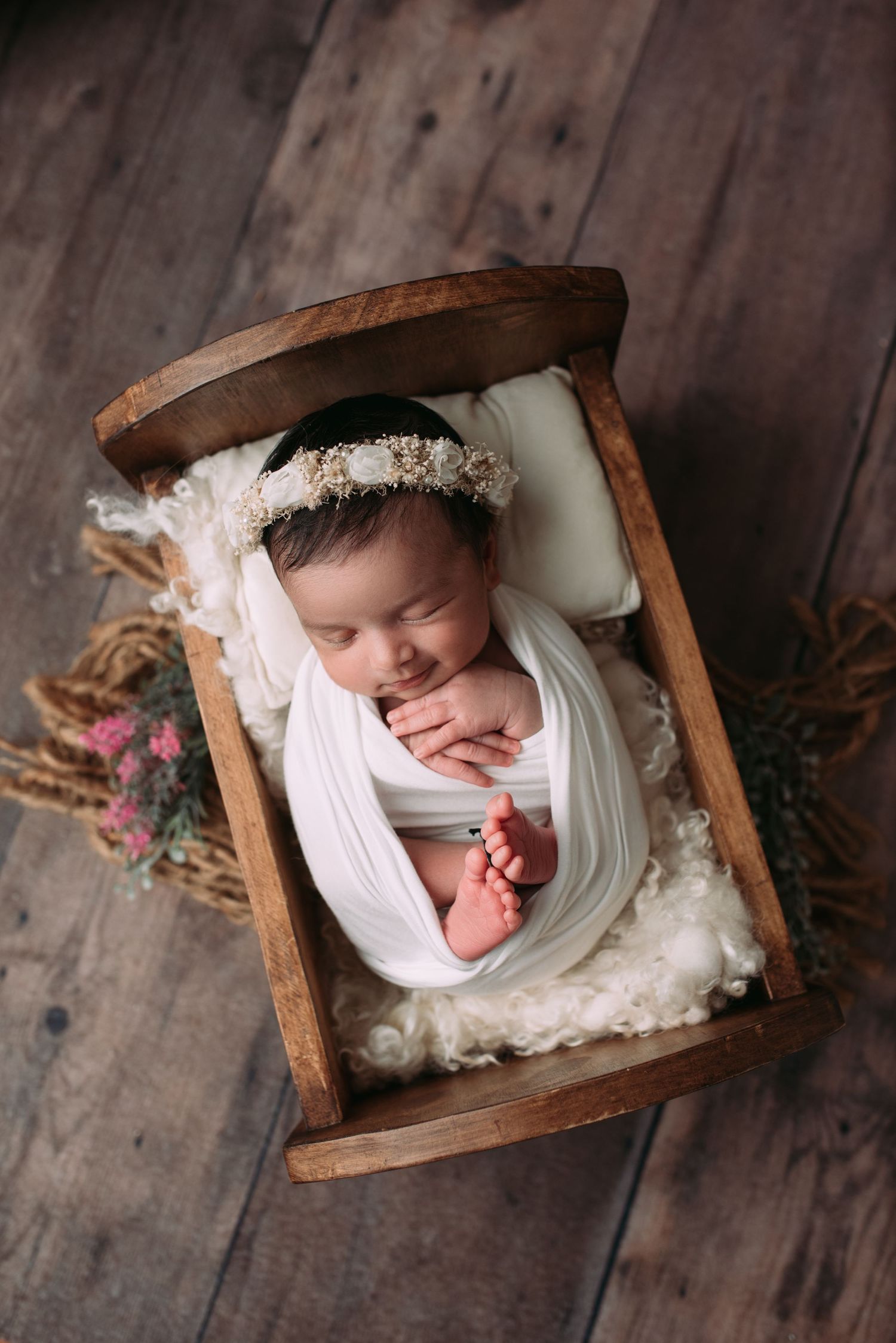 Newborn session by Precious Twenty-One Photography in Woodbury, MN