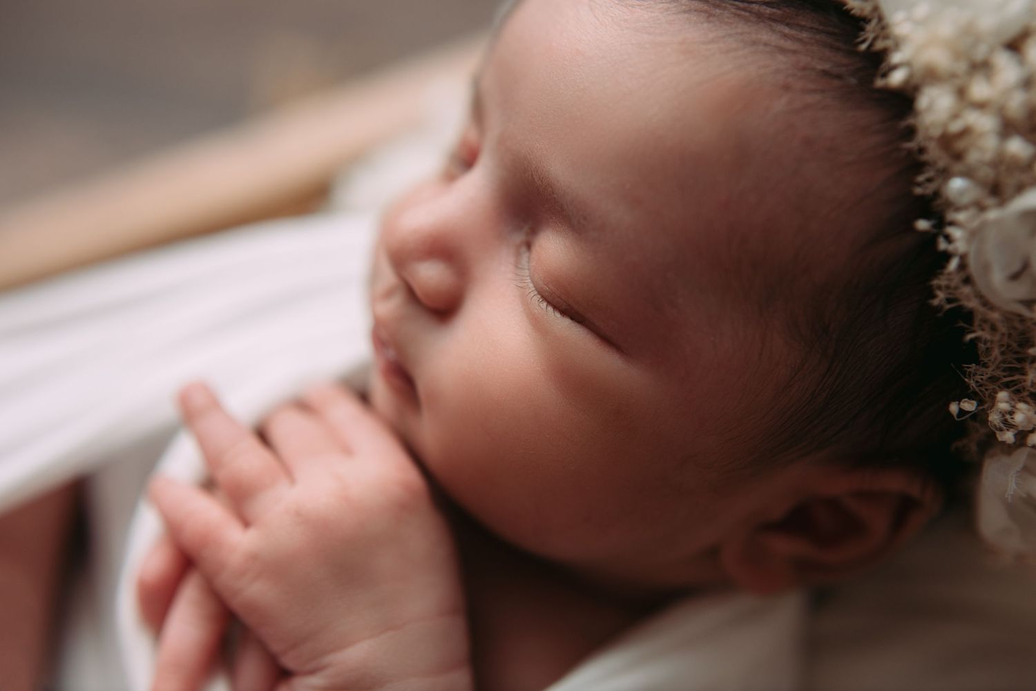 Newborn session by Precious Twenty-One Photography in Woodbury, MN