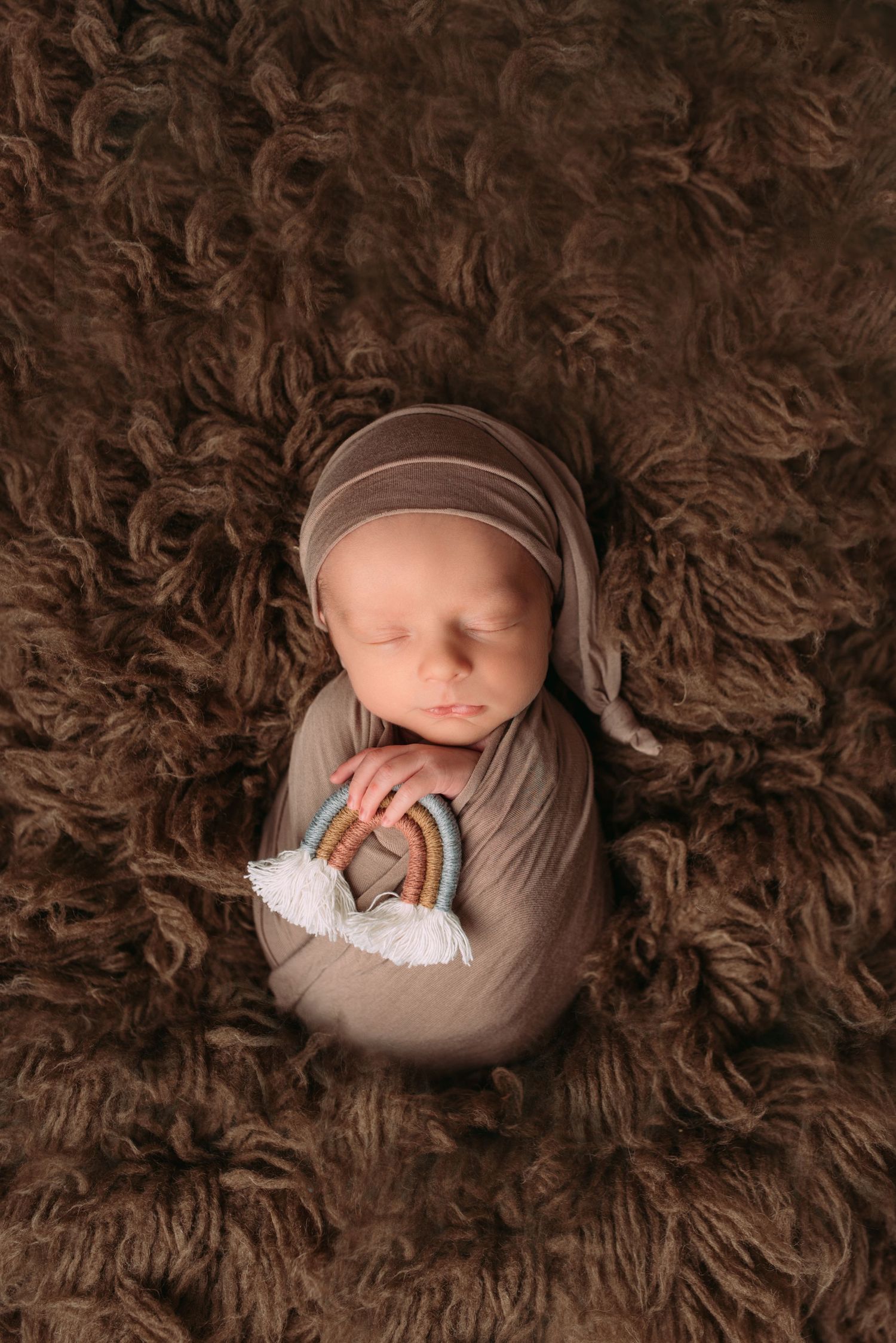 Newborn session by Precious Twenty-One Photography in Woodbury, MN