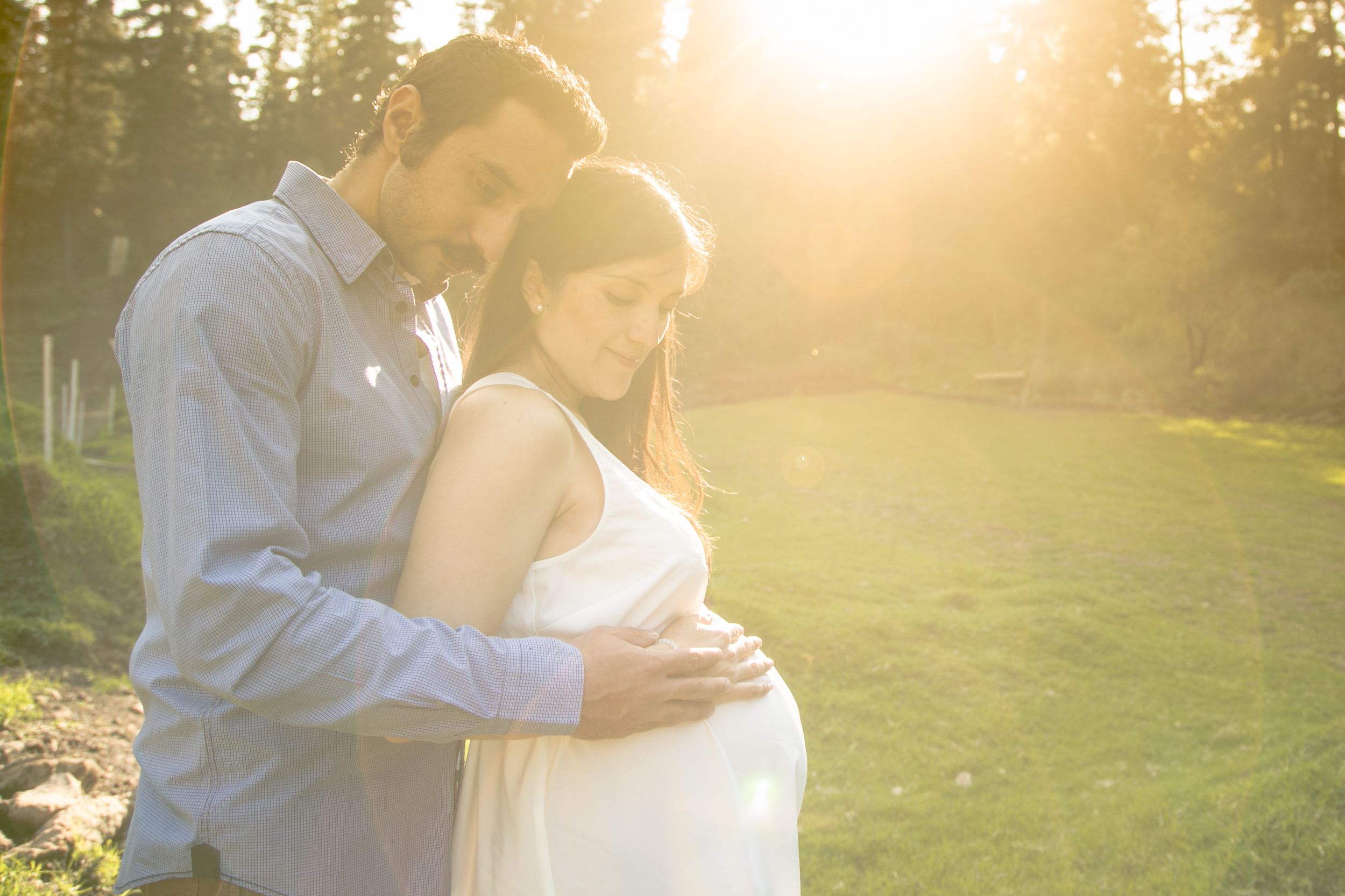 Sesión de fotos de maternidad en exterior