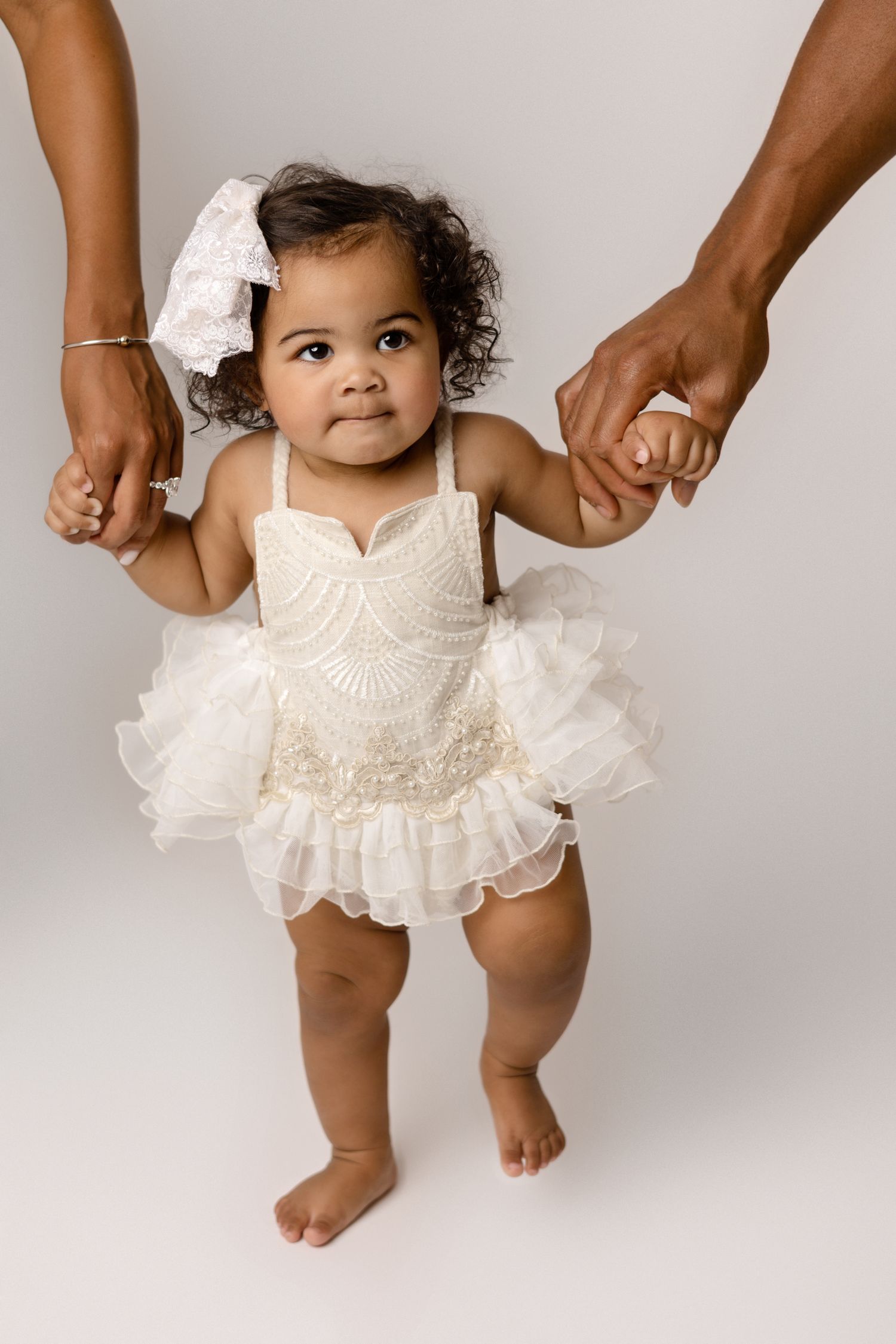 baby portraits in miami, south florida baby photographer, baby photographer Boyton Beach, Surfside cake smash photos, Delray Beach portraits