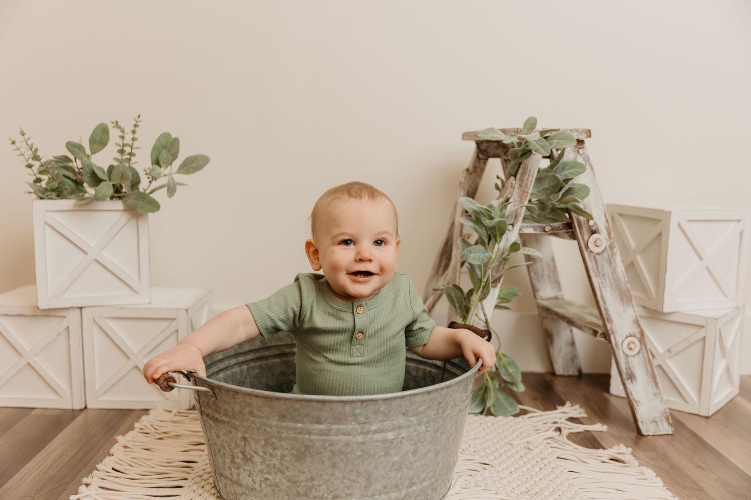 Ohio Photographer, Milestone Photographer, Ohio Photographer, Kids photos, One year milestone, Cleveland photographer,