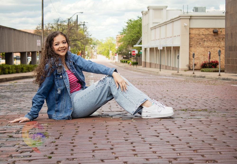 Old Town Downtown Tyler Texas Senior Photo